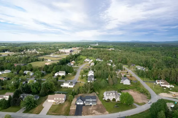Hampden, ME 04444,31 Constitution AVE