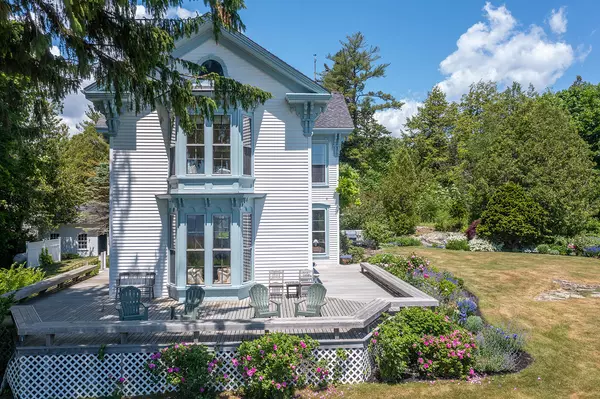 Rockport, ME 04856,18 Summer ST