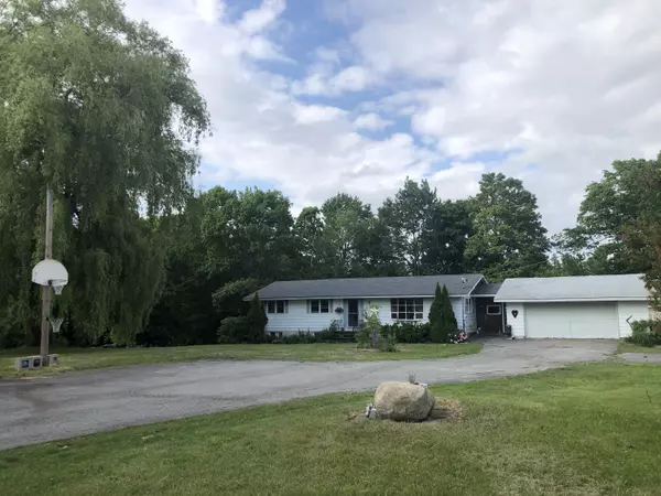 Hermon, ME 04401,2371 Union ST