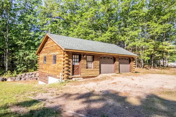 Lyman, ME 04002,2210 Alfred RD