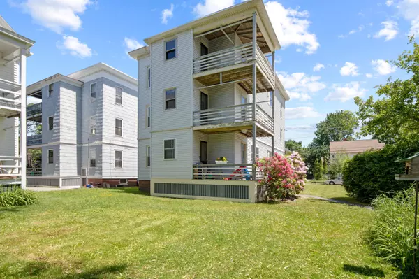 Portland, ME 04102,42-46 Whitney Avenue AVE