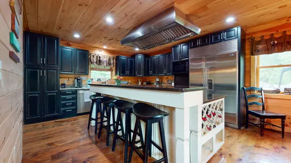 Bridgton, ME 04009,39 Friendship Acres