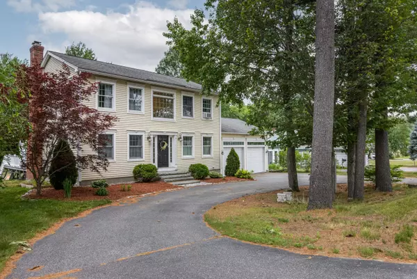 317 Stroudwater ST, Westbrook, ME 04092