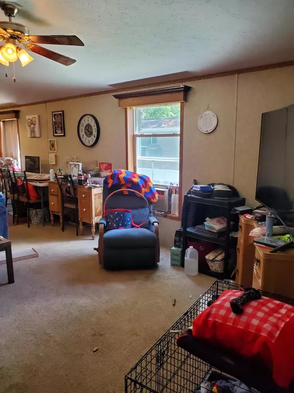 Waterville, ME 04901,58 Victoria DR