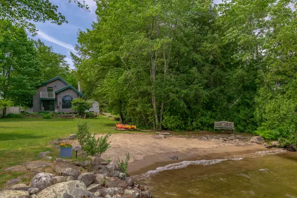 557 Peace Pipe DR, Litchfield, ME 04350