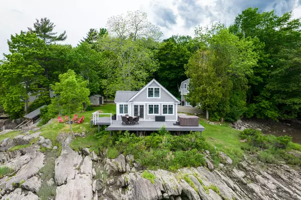 Hampden, ME 04444,83 Summer ST