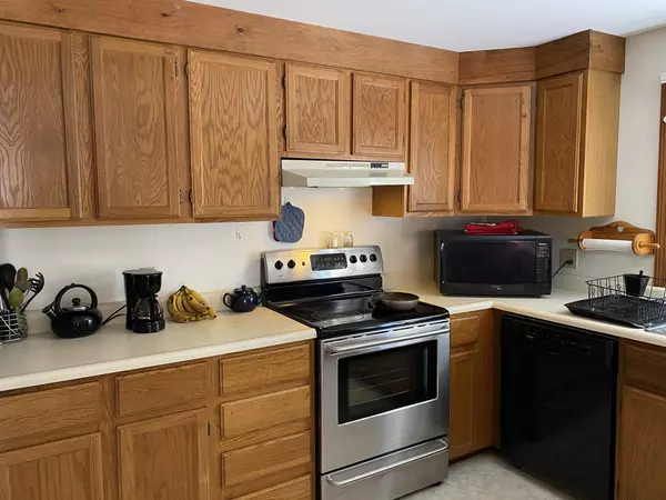 Frye Island, ME 04071,1333 Lancaster LOOP