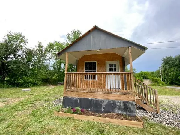 Hiram, ME 04041,78 Sebago RD