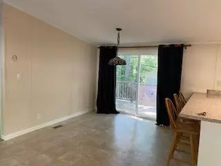 Kittery, ME 03904,13 Cedar DR