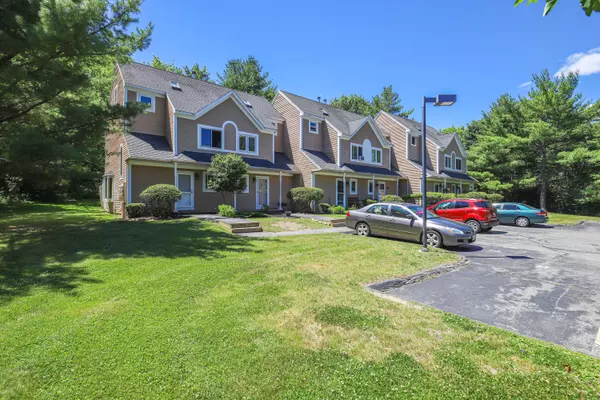 5 Hillcrest W #5, Portland, ME 04103