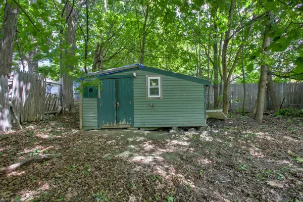 Gardiner, ME 04345,42 Maple ST