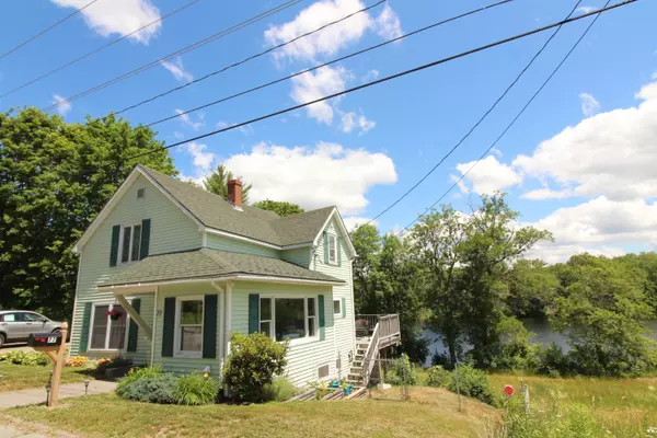 77 Spring ST, Old Town, ME 04468