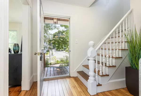 Portland, ME 04103,25 Sawyer ST