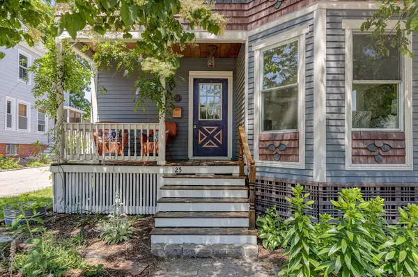 25 Sawyer ST, Portland, ME 04103