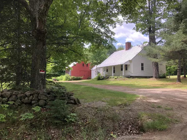 New Portland, ME 04961,748 Middle RD