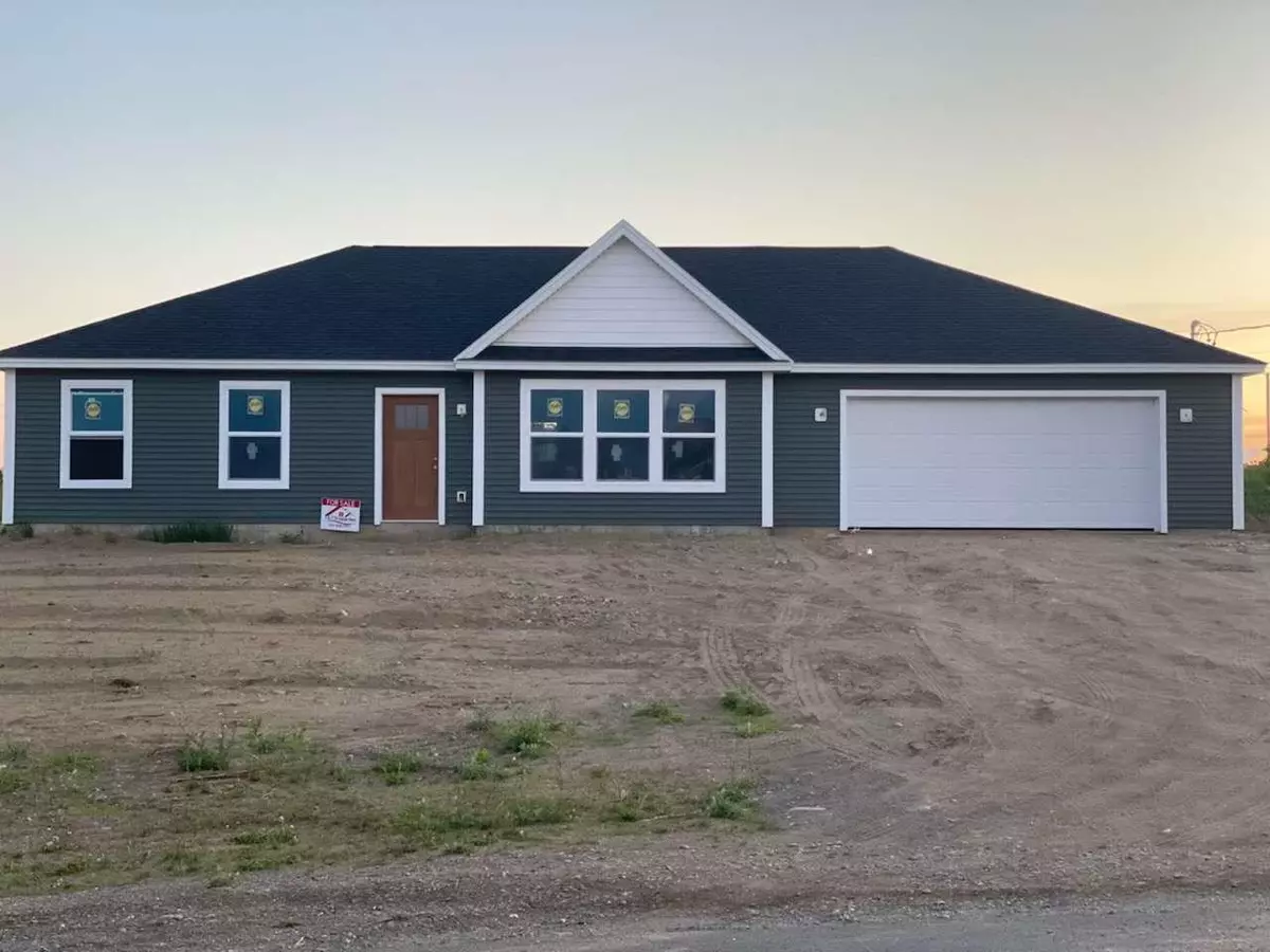 Hermon, ME 04401,126 Amberside DR