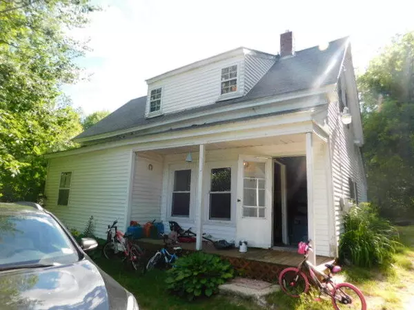 29 Barrows RD, Sumner, ME 03042