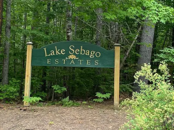 Naples, ME 04055,239 Rolling Hill DR