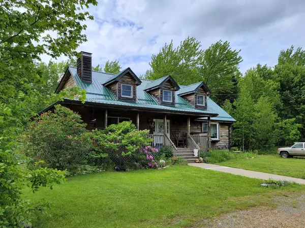 405 S Horseback RD, Burnham, ME 04922