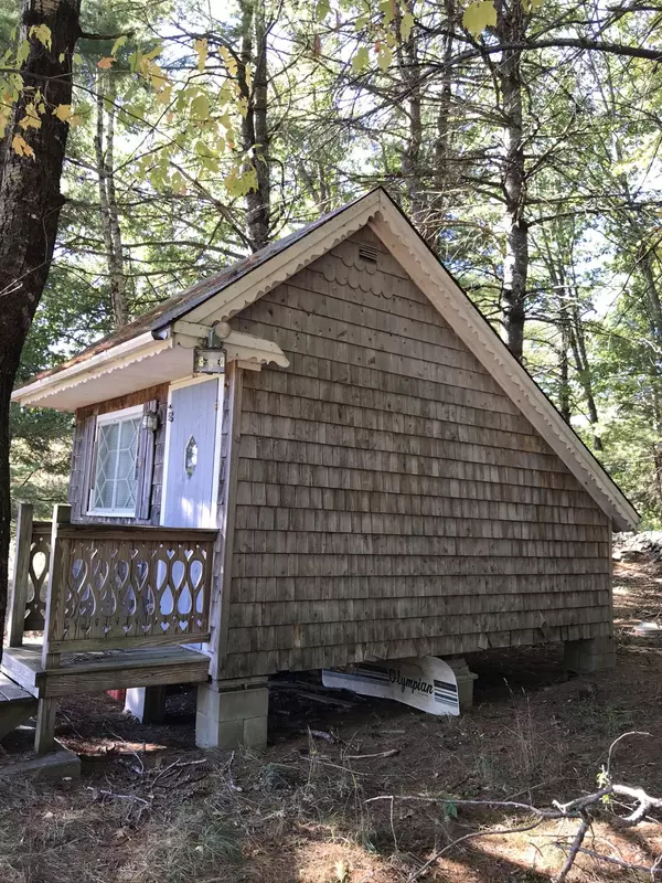 Pittston, ME 04345,519 Nash RD