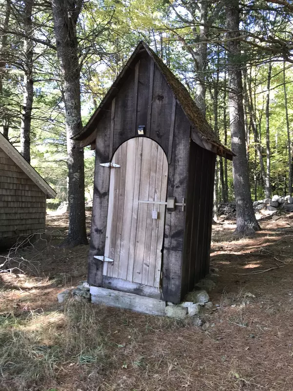 Pittston, ME 04345,519 Nash RD