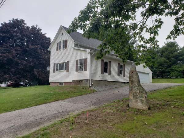 334 River RD, Lewiston, ME 04240