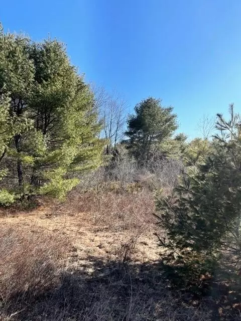 Freeport, ME 04032,285 Pownal RD #Lot 4