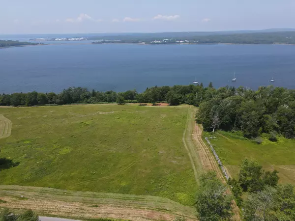 Stockton Springs, ME 04981,531 Cape Jellison RD