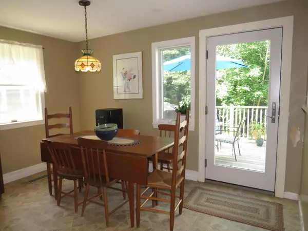 Warren, ME 04864,141 Highland RD