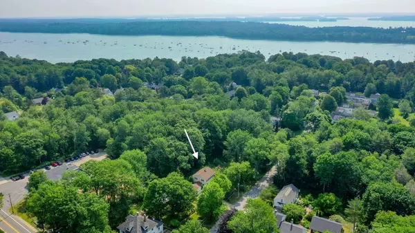 Freeport, ME 04078,5 Park (South Freeport) ST