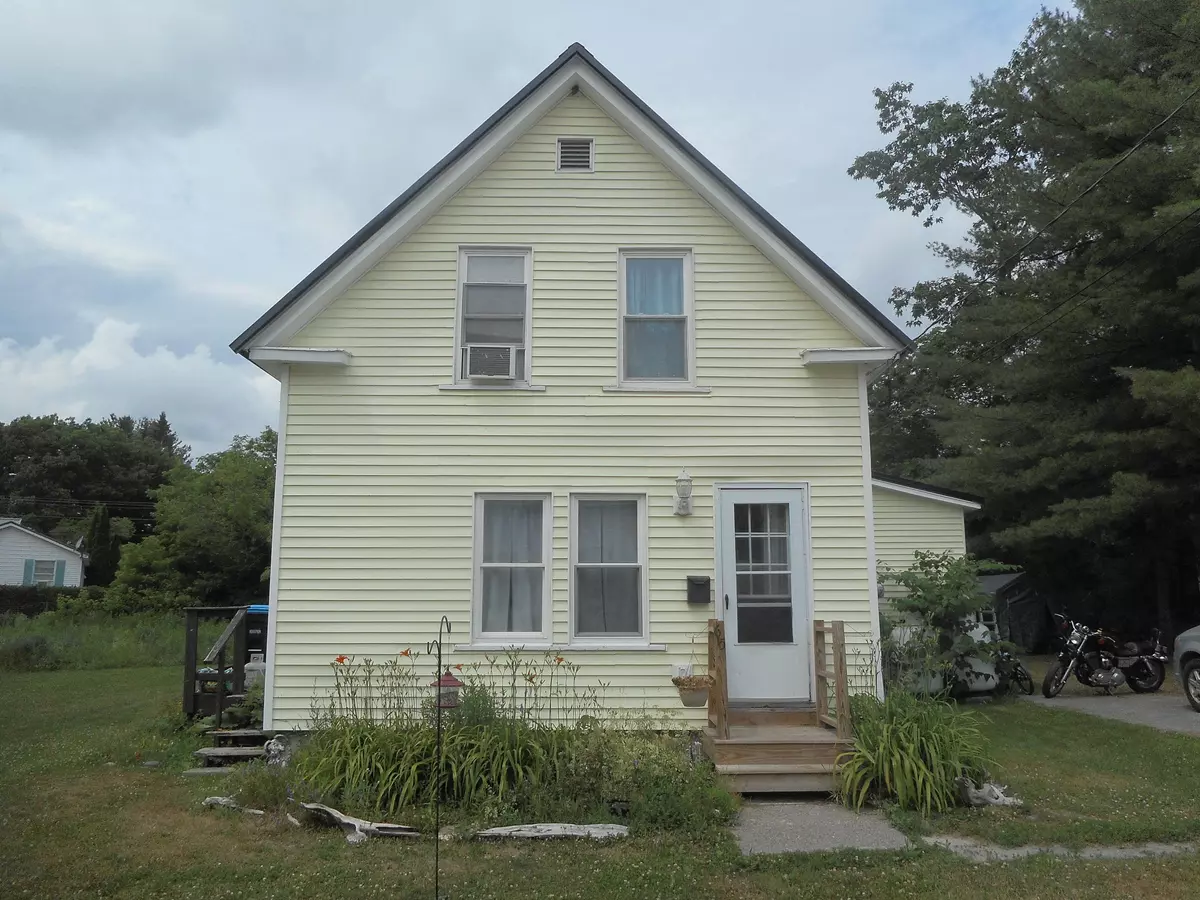 Old Town, ME 04468,65 Carroll ST