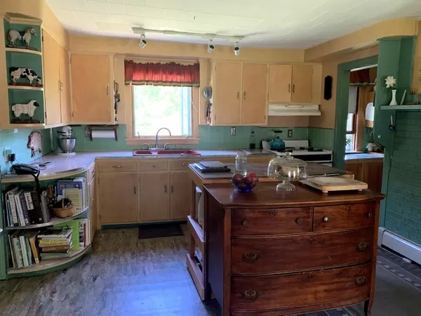 Searsmont, ME 04973,731 Lincolnville AVE