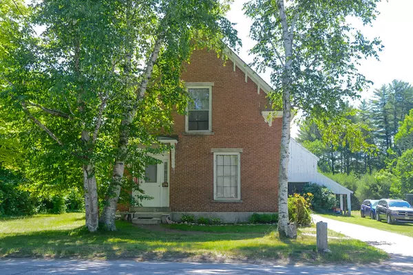 Lovell, ME 04051,219 Main ST