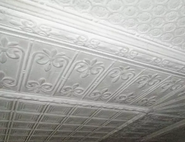 Winthrop, ME 04364,14 Town Hall LN