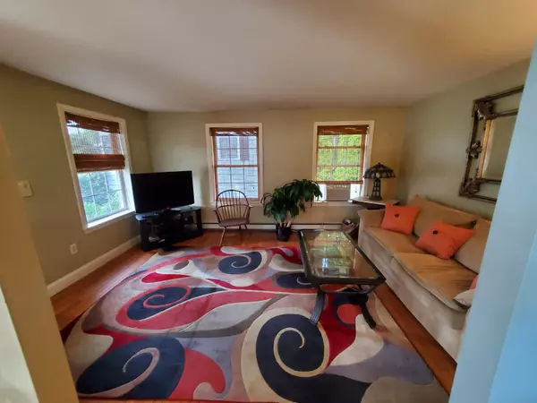 South Portland, ME 04106,70 Huntress AVE