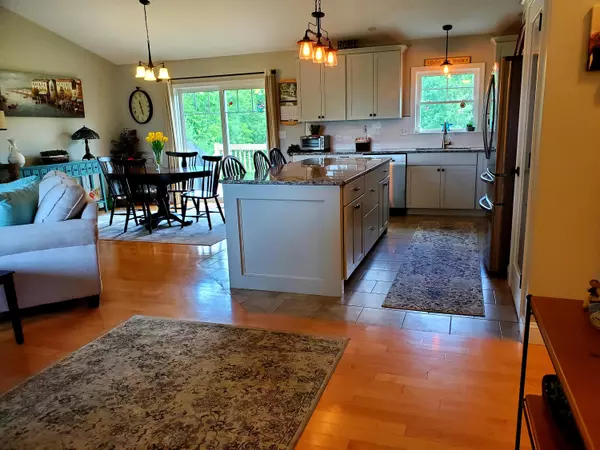 Hermon, ME 04401,18 Nye Lane