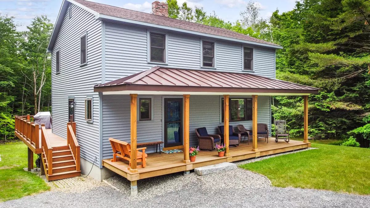 Mount Vernon, ME 04352,207 Sadie Dunn RD