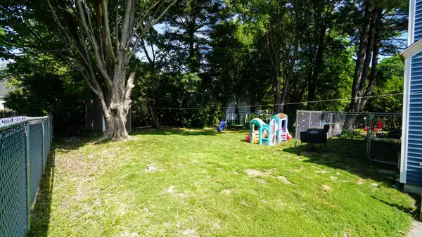 Waterville, ME 04901,12 Broad ST