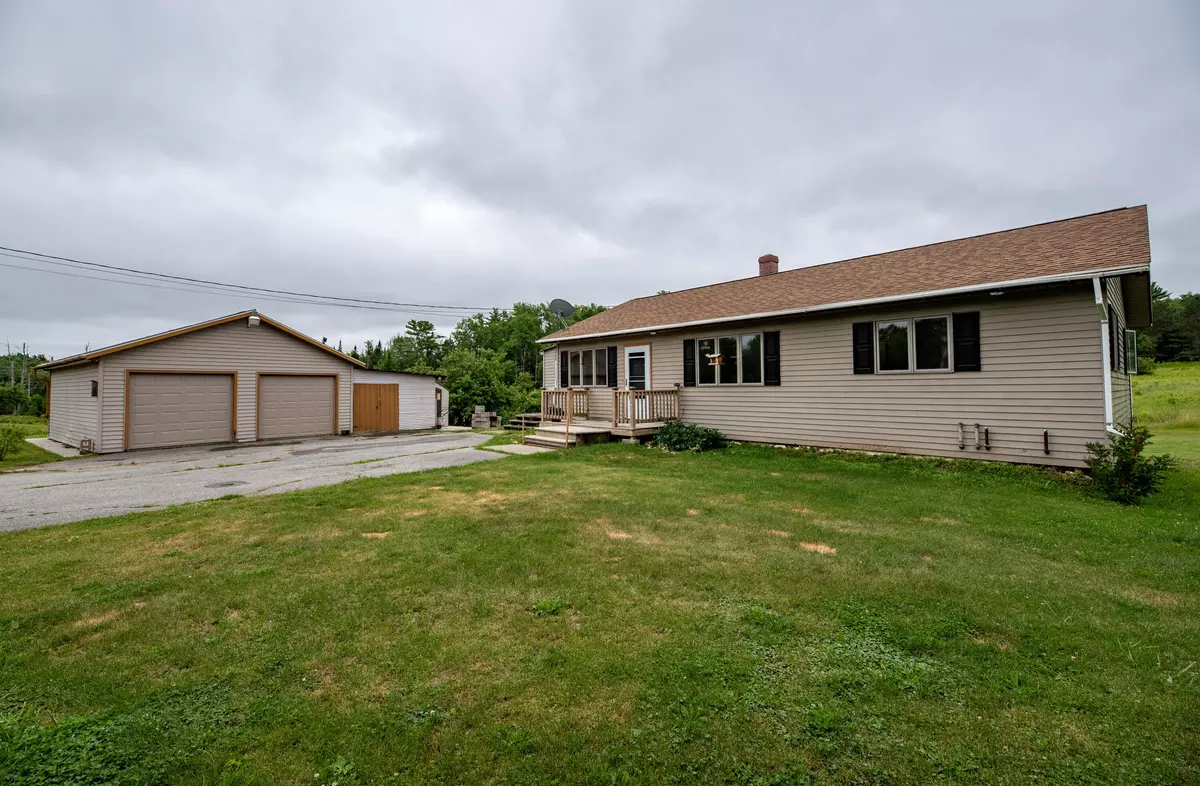 Whitefield, ME 04353,390 Pittston RD