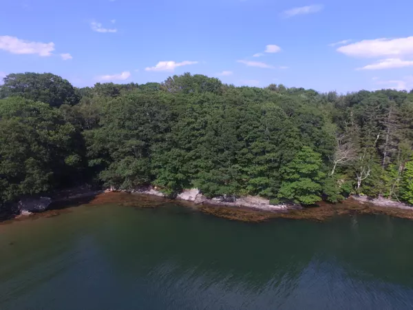 7 Long Cove WAY, Westport Island, ME 04578