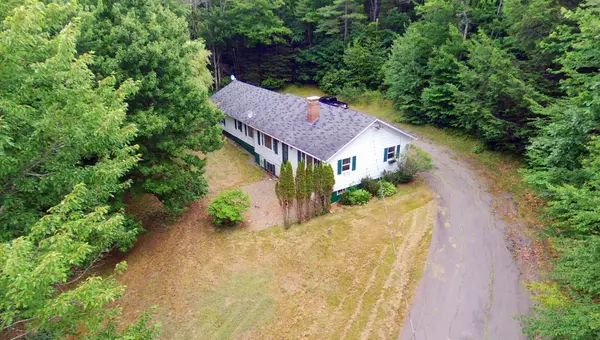 206 Livermore Falls RD, Farmington, ME 04938