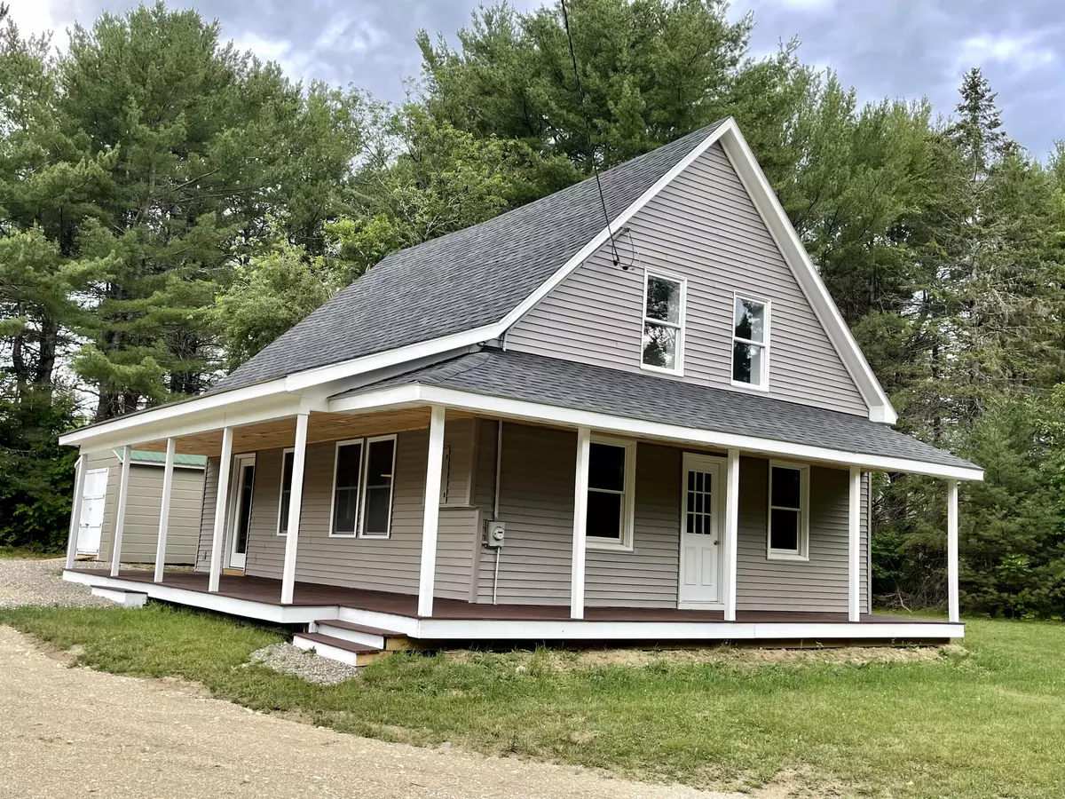 Lee, ME 04455,570 Winn RD