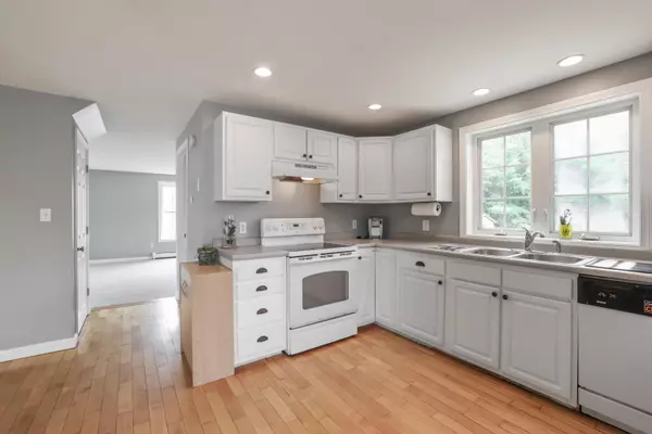 Saco, ME 04072,22 Ryan RD