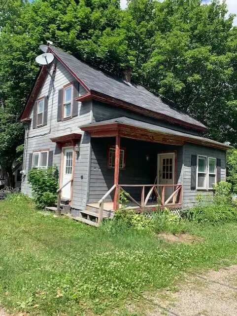 13 Katahdin AVE, Lincoln, ME 04457