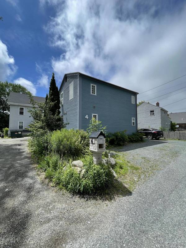 4 Cedar AVE, Bar Harbor, ME 04609