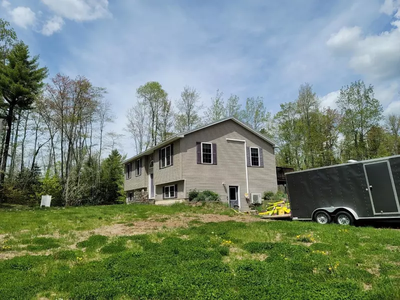77 Scotts Point RD, Clifton, ME 04428