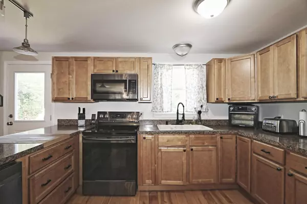 Otisfield, ME 04270,568 Powhatan RD