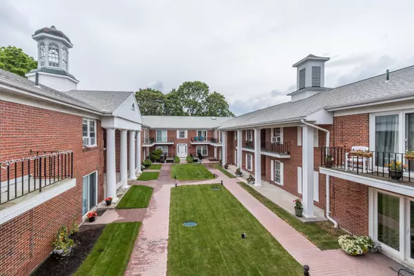 Portland, ME 04102,175 Pine ST #2M