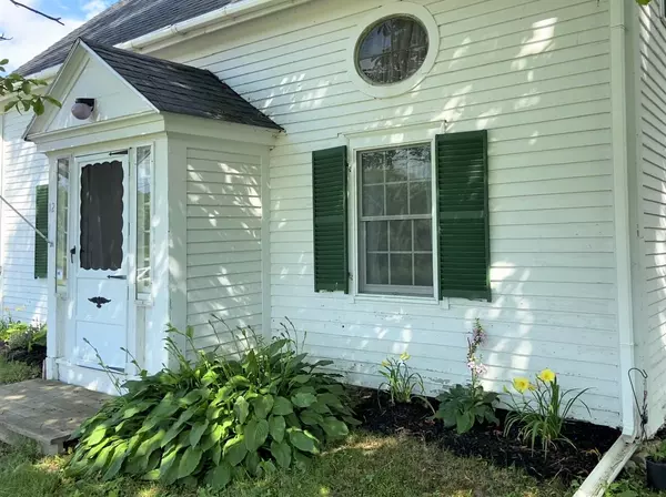 Newcastle, ME 04553,10 & 12 The Kings HWY