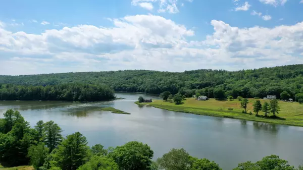 Newcastle, ME 04553,10 & 12 The Kings HWY